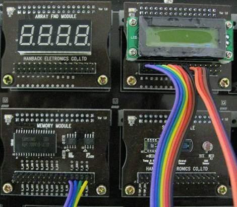 LCD 모듈의 RS, RW, E 에연결 MCU 모듈포트 B 의 PB0(/SS) 는메모리모듈의 F_CS