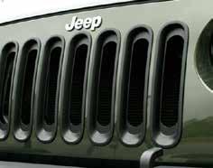 82210558AD / 판매가 : \647,460 3. BLACK COATED MESH GRILLE 5.