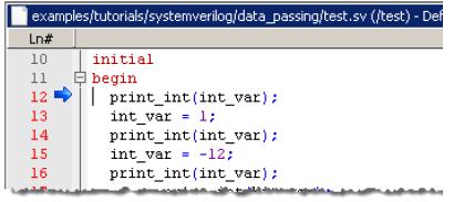 2. Step Over 버튼을클릭합니다. test.sv 의 12 번라인에파란색화살표가표시됩니다. Figure 17-5. Line 12 of test.sv in the Source Window 초기값 0 을가져야하므로 int_var 에아직값이할당되지않았습니다.