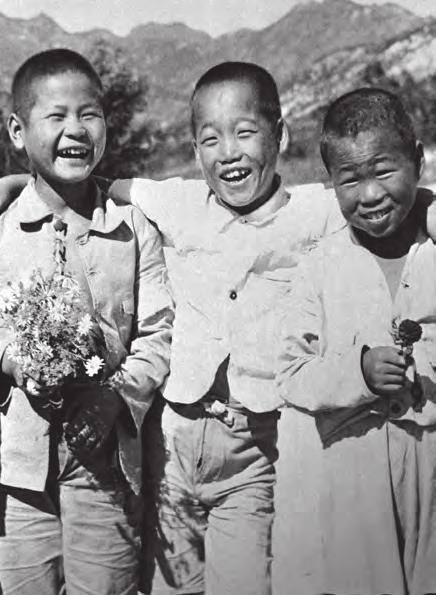 07 한국전쟁후한국어린이를위한긴급구호가시작되었습니다.