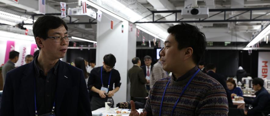 특히 2015 년에개최된총 6 회의 Young Innovators Talk 행사에대해짧은동영상상영을통 해행사의성과를발표하였다.