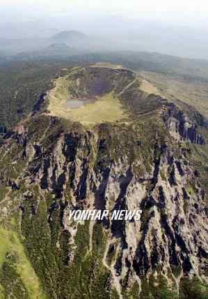 제주도 한라산 Jeju Island Mountain 경주 석굴암 Han-ra Mountain Pusan 강원도 설악산 Kyung-ju Suk-gul-am 부산 해운대 Kangwon Privince Sul-ak Hae-wun-dae 위 사진은 그대로 사용할