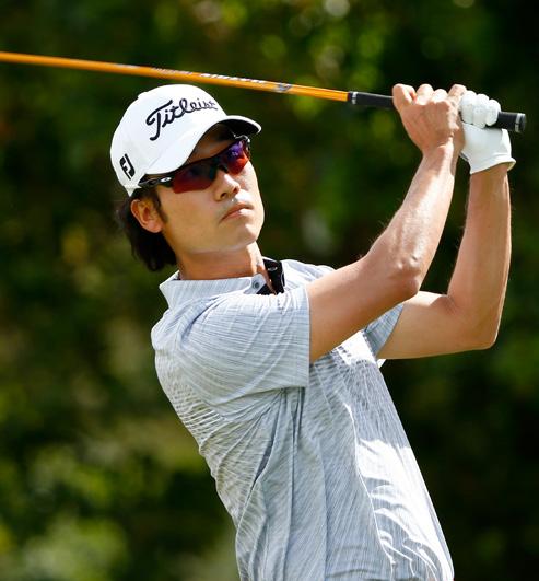 Key Players 나상욱 ( 케빈나 ) Kevin Na 고국팬들앞에서모처럼 PGA 샷 8 세때미국으로이민을간나상욱은주니어시절전미랭킹 1 위에오르는등 골프신동 으로불렸다. 프로생활도 17 세때부터시작했다. 아시안투어를뛰며 2002 년볼보마스터스에서우승을차지했고, 2004 년마침내 PGA 투어에진출했다.