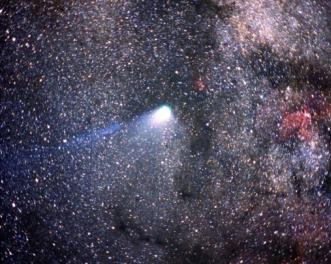 혜성의분류와기원 혜성의분류 : 이심률과궤도주기 단주기혜성 - 이심률 : 0.1 ~0.9 - 공전주기가 200년미만인혜성 - 보통다른행성들처럼황도면과비슷한방향의궤도. 전형적으로원일점이목성바깥쪽에위치한다.