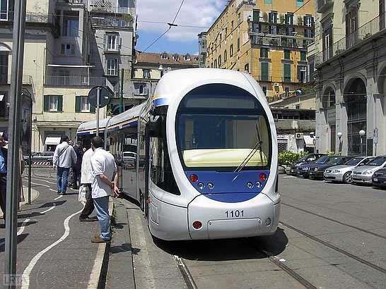 Naples-TRAM 프랑스 La