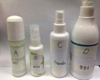( 가 ) A 제품 : 주성분 N,N-Diethyl-meta-toluamide(DEET) 다. 진드기기피효과시험법 제품 1 ml중 DEET 24.g, 보존제 Methyl ρ-hydroxybenzoate.1g이함유되어있는제품으로시판되고있는상품을구입하였다 <Fig. 3-52 A>.