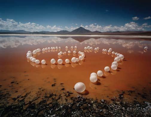 Gallery CLINIC LIFE 스칼렛호프트그라플랜드사진전 Scarlett Hooft Graafland Vanishing Traces, Bolivia, Salar desert, C-print, 120ⅹ150cm, 2006 한미사진미술관 ( 관장송영숙 ) 은신진작가지원의일환으로네덜란드출신스칼렛호프트그라플랜드 (Scarlett Hooft