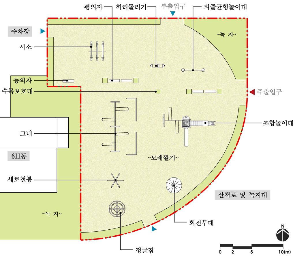 대의경계로설치되어있는철제휀스가낮고,