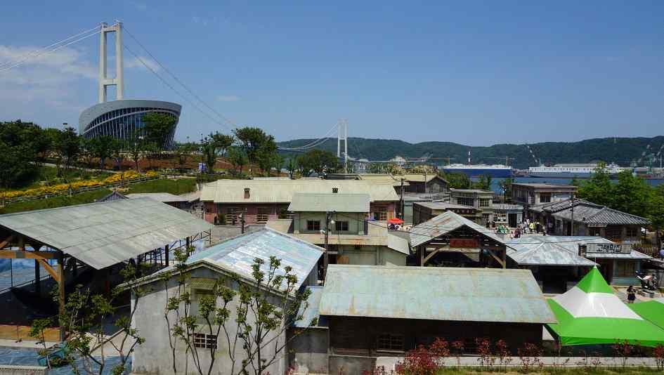 0 2017 울산고래축제 를방문한방문객을대상으로 장생포옛마을 에관한만족도를조사한결과전체평균 5.41로조사되었으며, 전체 12개축제만족도평균값중 5번째로높은만족도평균값을나타낸것으로조사되었음.