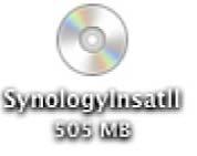 Mac OS X 에서설치 1 컴퓨터에설치디스크를넣은다음, 바탕화면에서 SynologyInstall 아이콘을더블클릭합니다. 2 나타나는창에서 MacOSX 폴더를더블클릭한다음, Synology Assistant-[ 번호 ].dmg 를더블클릭합니다. 4.
