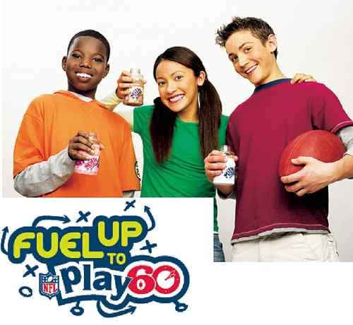 세계농식품산업동향 통합마케팅계획의추진사례 아동 학생에대한영양교육 : Fuel UP to Play 60 아동 학생을대상으로한영양교육의하나로 DMI 의영양부문을담당하는전국낙농위원회 (NDC) 전국축구리그 (NFL), USDA 지역낙농협회가연계하여실시하는프로그램 "Fuel UP to Play 60 " 이있다.