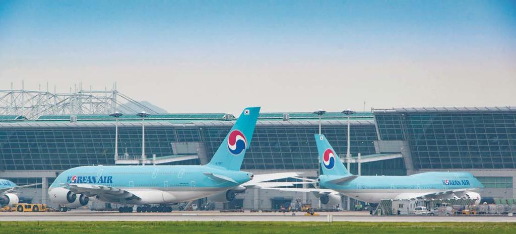 영업보고서 Annual Report 2017 Korean Air Annual Report 쿠오카등의노선에운영되었으며, B747-8i는독일프랑크푸르트, 미국샌프란시스코,