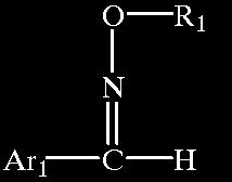 에서 R 1 의위치에 -CH 3 CO 가결합되고, Ar 1 의위치에 이, R 4 의위치에 -(CO)R 7 에의해치환된페닐기 가, R 의위치에 비치환된페닐기 가각각순차적으로결합된것이다.