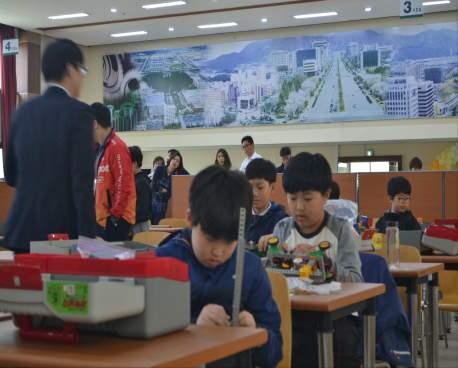 삼정자초등학교 7 과학재능경진대회 우수상 (4위 ) 곽동훈 - 남양초등학교 집행위원명단 순번 직종 대회직위 성명 소속 비고 1 과학재능경진대회 심사장 박철우 진영금산초등학교 2 과학재능경진대회 심사위원