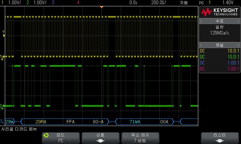 I2C/SPI 트리거링및시리얼디코드 24 참고 이설정으로안정된트리거가얻어지지않는경우, I2C 신호가너무느려오실로스코프가자동트리거를실행하고있는것일수있습니다. [Mode/Coupling]( 모드 / 커플링 ) 키를누른다음모드소프트키를눌러트리거모드를자동에서일반으로설정하십시오. 수평줌창을사용하면수집된데이터를손쉽게탐색할수있습니다.