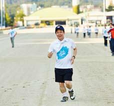 이양호회장은 이번주는한국마사회가사회공헌활동을집약적으로실천하는주간으로사회공헌을향한의지를천명하고모든임직원이다함께실천하고자합니다 라고기념사를전하며이번나눔주간의의미를다시한번아로새겼다.