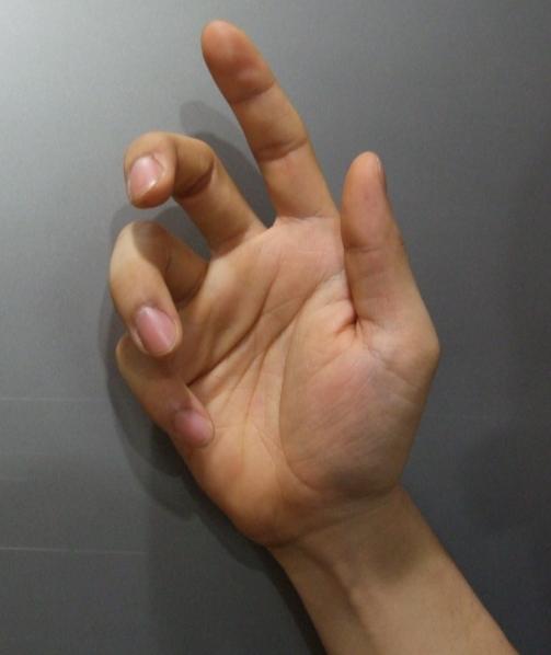 The findings in this study can be utilized for the analysis of human hand effect on SAR measurement of a mobile phone. Key words : SAR, Hand Effect, Hand Phantom, IEC TC106, CTIA Ⅰ.