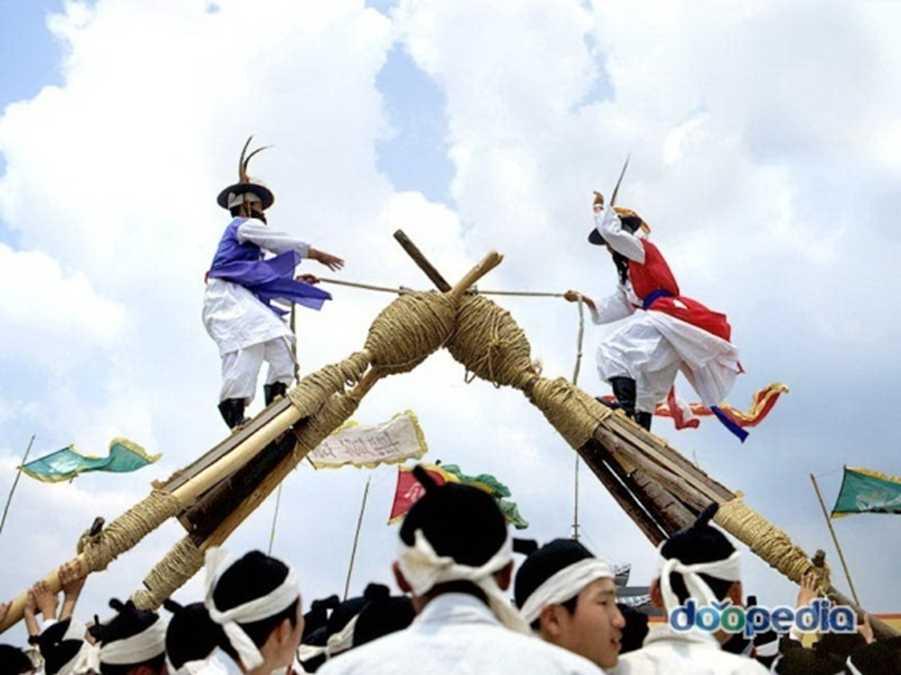 안동지방에전해내려오는민속놀이로통일신라말, 견훤과왕건의전투에서유래