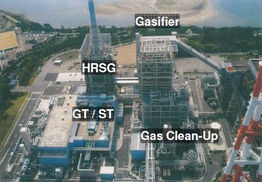 Ⅲ. 산업동향 * 자료: Power-Gen International, 2012 < 그림 3-63> 일본 250 MW IGCC Demonstration Plant 중국 중국의 GreenGen 프로젝트는 2006년부터 2015년까지 3 단계로나누어져있으며, 1 단계(2006 ~2009) 에서는 250 MW IGCC 플랜트를건설을목표로하고있고, 2단계