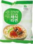 피자만두 다자연식품냉동 500g 7,600 원 국산원유로만든피자치즈, 유기재배토마토로만든맛있는소스가국산돈육과어우러진피자만두. 아이들이좋아합니다. 우리밀을주원료로합성보존료를쓰지않고첨가물도최소화했습니다 동물성원재료를일절사용하지않고, 목이버섯으로국물맛을냈습니다.