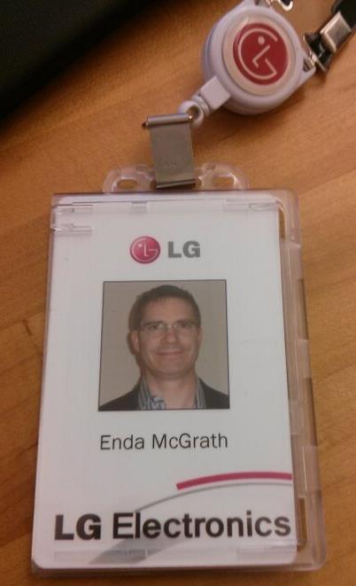 LG 전자 CTO 안승권사장은 " 웹 OS 와 LG 전자의기술력이만나전세계소비자들에게 LG 스마트 TV 의차별화된경험을제공할것 HP COO 빌베트는 "LG