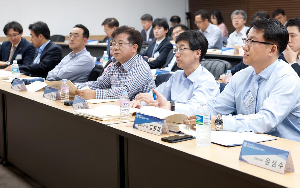 우리은행 지점장 우리은행 소장 센터장 한국마이크로소프트 한국베링거인겔하임 피플라이프 한국재무설계 한국정보공학 한국투자파트너스 사장 엠오에스강서 한신 가현 법률사무소 바이브록 영신알에프 한프 고문 경북대학교 학장 교수 한국화이자제약 백산종합관리 오케이토마토 경성대학교 감사 한화S&C 비룡전자 웨어러블헬스케어 고려대학교 한화투자증권 비엠시스솔루션