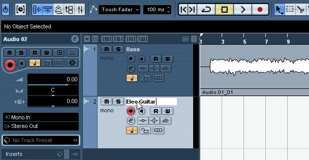 Audio 02를더블클릭한후, Elec Guitar로이름을변경합니다. 레코딩을시작하기전에트랙의이름을먼저부여하는것이보다좋은방법입니다. 이것은레코딩되는오디오이벤트가트랙의이름을기준으로만들어지기때문입니다.