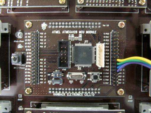 LED 0 에연결 MCU 모듈포트 A 의 PA0 를 DAC 모듈의