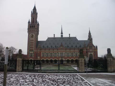국제형사재판소 (ICC) : 2002.