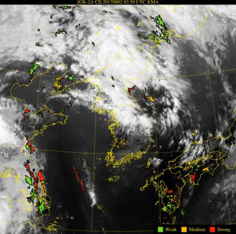 2-min Rapid Scan Imagery (a) 2017-08-02 03:50 UTC (b)