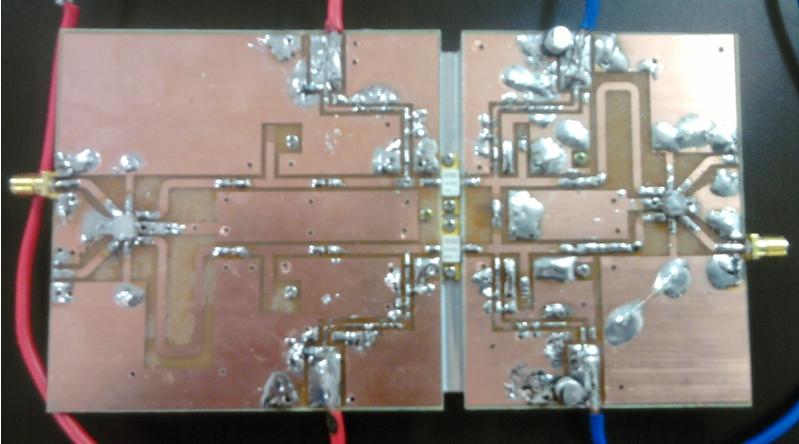 Inverse Class-F 기법을 이용한 900 MHz 전류 모드 Class-D RF 전력 증폭기 설계 그림 8. 출력측 병렬 공진기를 이용한 CMCD 전력 증폭기 Fig. 8. CMCD power amplifier using output parallel resonator.
