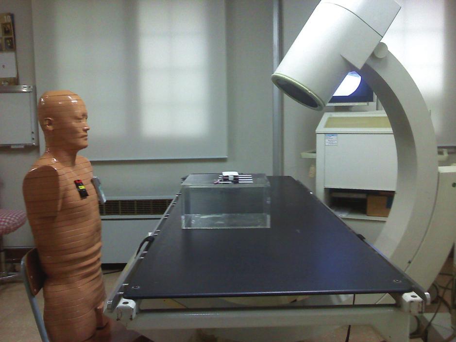 Table 1. Radiation Exposure Time for Major Interventional Radiology Using C-arm. 검사명검사내용검사시간 Epidural block ( 경막외차단술 ) Facet jint block ( 추간관절차단술 ) S-I joint block ( 천장관절차단술 ) - 연하곤란 ( 삼킴장애 ) 검사 - 진단.