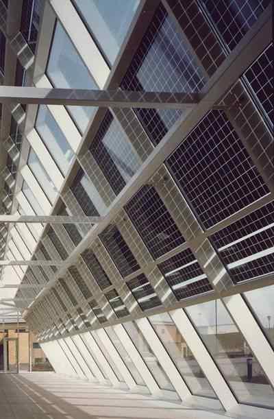 기타 입면형 BIPV 사례 (Solar Office, Doxford International