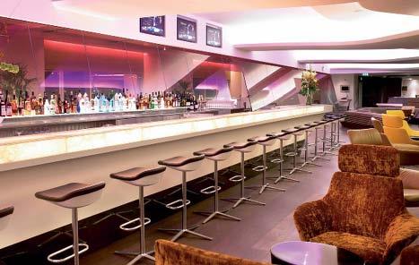 15 런던히스로 (London Heathrow) 공항버진애틀랜틱클럽하우스 (Virgin Atlantic Clubhouse) : 세계항공사 5 대비즈니스라운지 와인 & 칵테일바, 릴렉세이션지역 (relaxation
