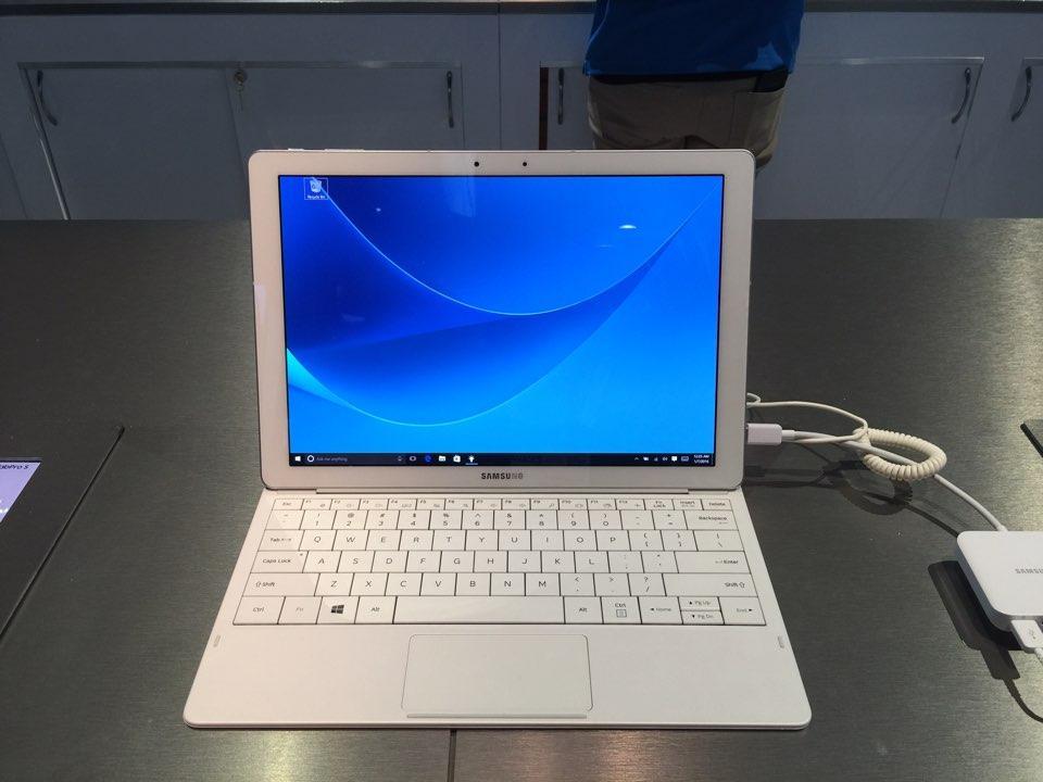 중장기전망 : OLED 대중화 18 년태블릿 PC, 노트북, 자동차에 OLED