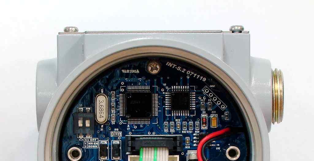 APT3500 지능형압력전송기 Operation Manual M3500-KO1G MCU 및 Power 보드 아나로그 커넥터 전원 (24Vdc) 커넥터 그림 6-3.