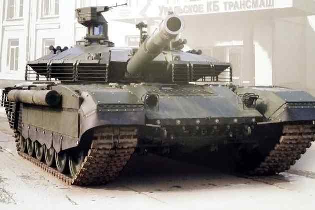 러우랄바곤자보드사, T-90 전차최신버전 T-90M 공개 지휘통제 통신감시정찰 기동 함정항공화력방호 유도무기기타 q 우랄바곤자보드사가프로리프 (Proryv)-3 사업에따라개발한것으로알려진 T-90M 전차는 T-90의가장최신버전이며, 향후러시아지상군이재고로보유한전차의일부또는전체성능개량에활용될계획임.