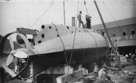 제품라이프사이클관리 제품 (Holland 잠수함 ) 의라이프사이클에대해 3차원형상모델링및데이터베이스구축 엔지니어링설계