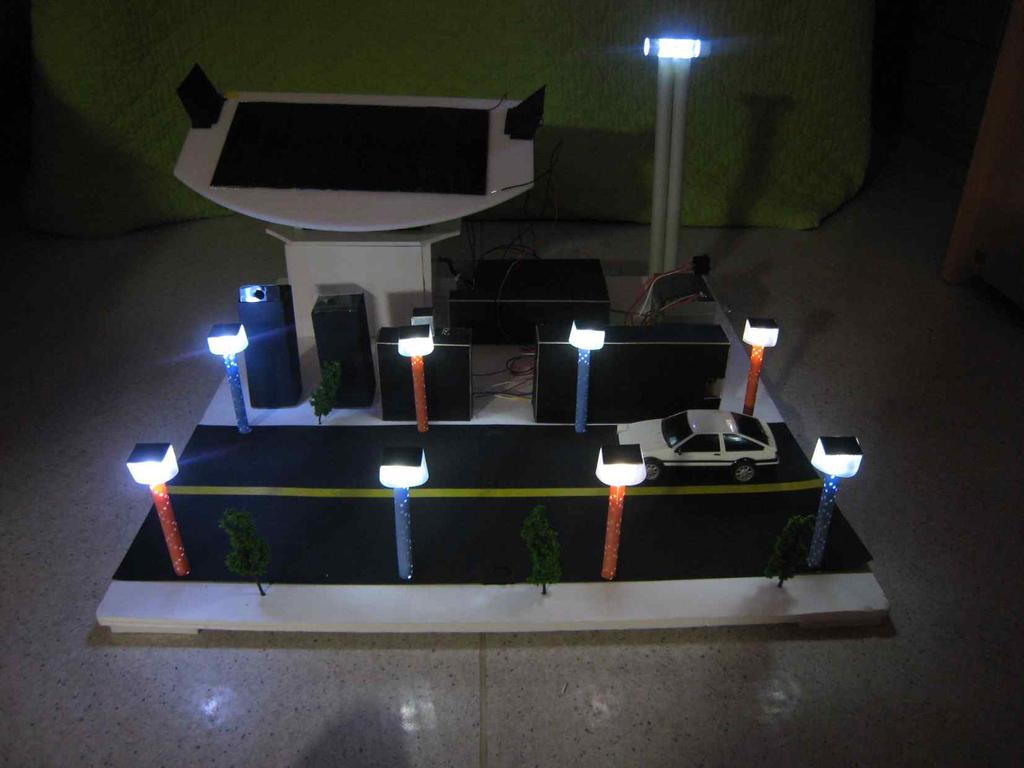 (~450nm), 적색 (~650nm) LED 발광파장 : 광합성흡수파장과일치 태양광발전일체형조광체 : SOLAR LED 광합성조건최적제어