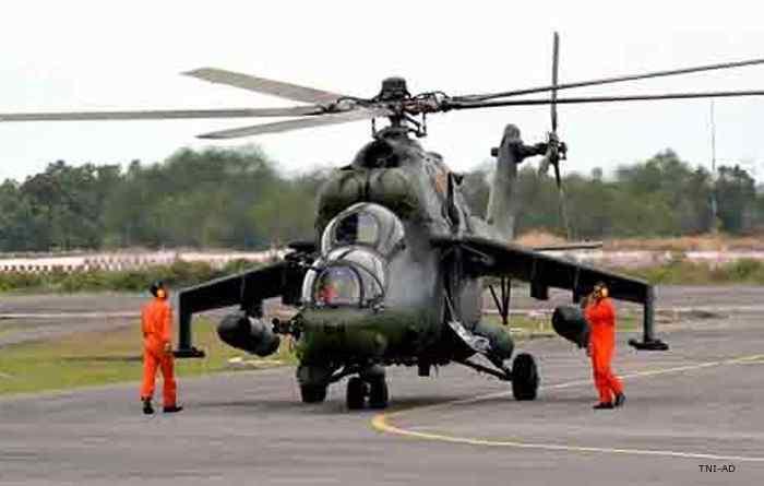 러로스텍사, 현대화된공격헬기 Mi-35 힌드 E 공개 m 로스텍사는 Mi-24 공격헬기의해외수출형 Mi-35 를현대화한 Mi-35M 및 Mi-35P 를공개하였음.