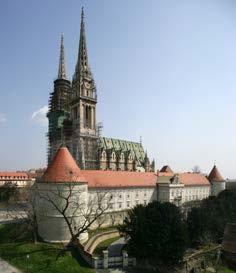 2. 캅톨 대성당 뾰족한두개의탑이특징인성모승천대성당 the Cathedral of the Assumption of the Blessed Virgin Mary 은자그레브를대표하는상징물중하나이다.